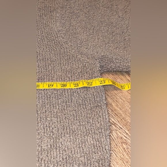 SKIMS KIM KARDASHIAN Women’s Brown Pullover Long Sleeve Sweater - Picture 13 of 16